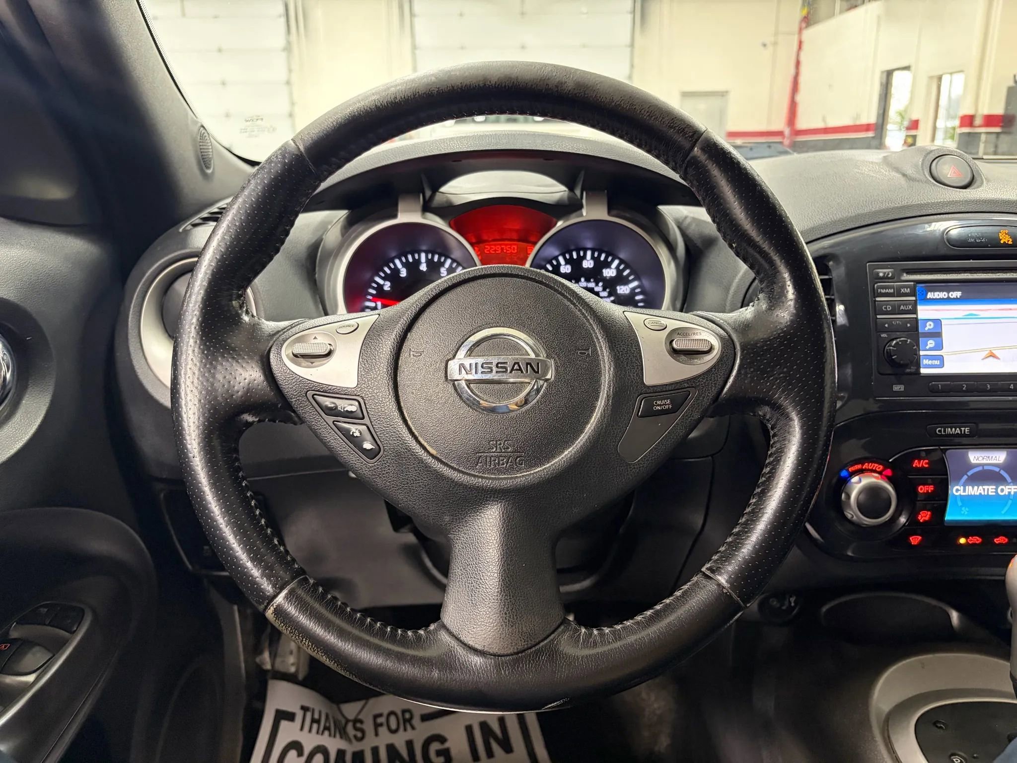 Used 2011 Nissan Juke SL image 30