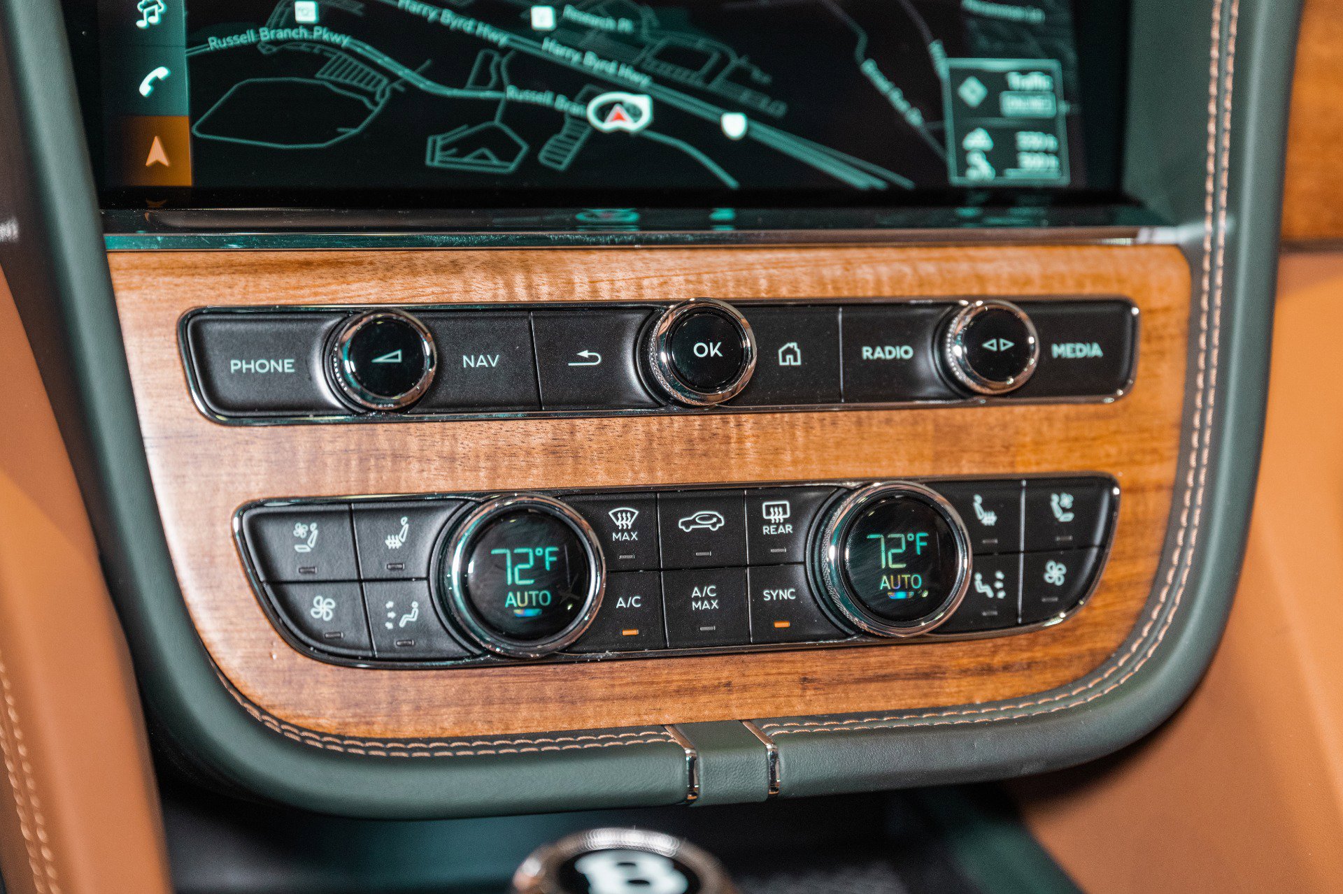 New 2025 Bentley Bentayga image 39