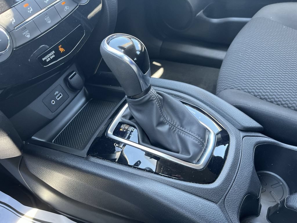 Used 2022 Nissan Rogue Sport S FWD image 19
