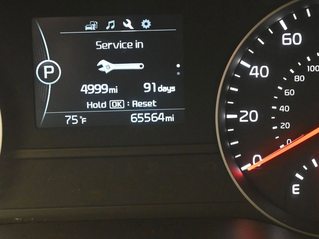 Used 2017 Kia Sportage EX image 16