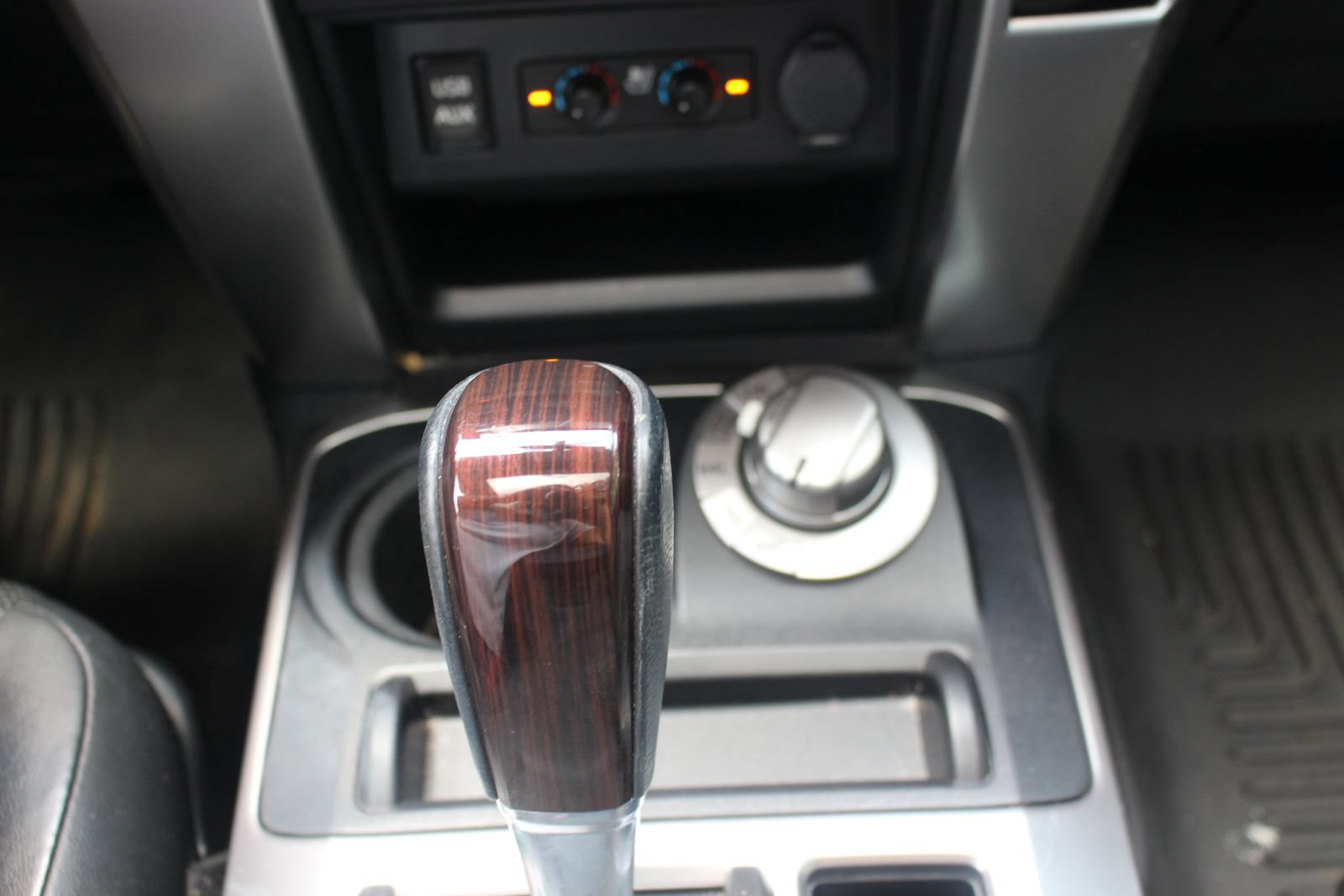 Used 2019 Toyota 4Runner Limited AWD/4WD image 32
