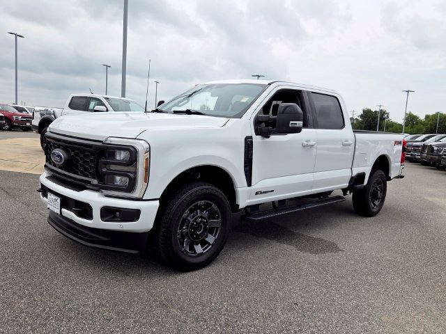 Used 2024 Ford F250 Lariat w/ Lariat Ultimate Package AWD/4WD image 3