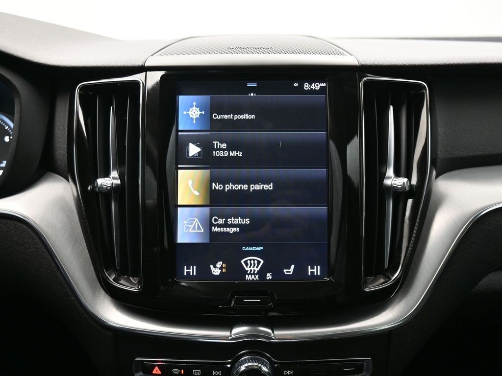 Used 2019 Volvo XC60 T6 Momentum w/ Multimedia Package image 27