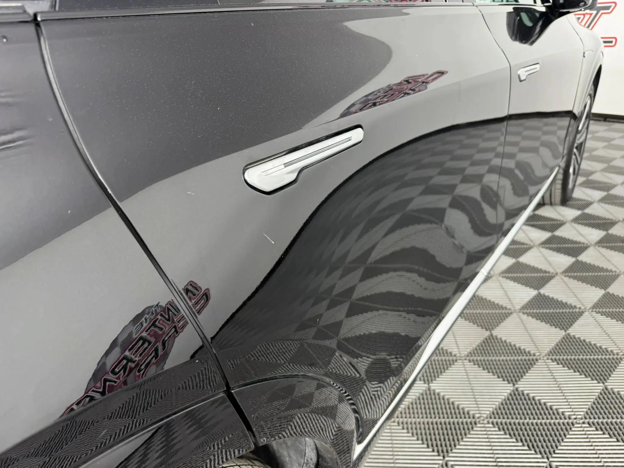 Used 2024 Cadillac Lyriq Luxury w/ LPO, Floor Liner Package AWD/4WD image 32