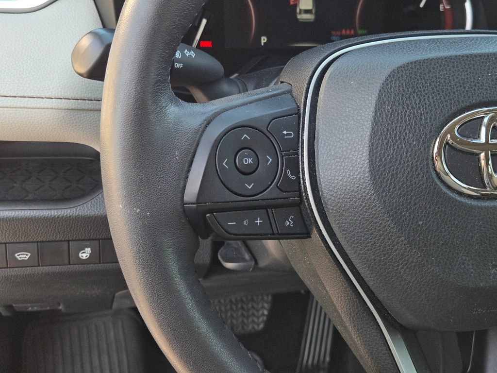 Used 2023 Toyota RAV4 XLE Premium FWD image 23