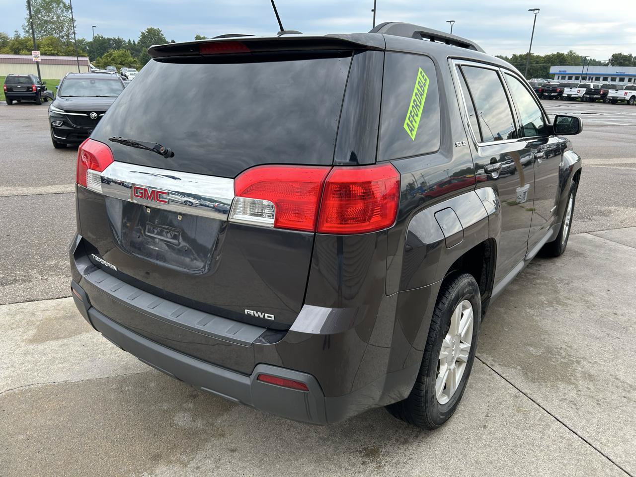 Used 2015 GMC Terrain SLE w/ Convenience Package AWD/4WD image 5