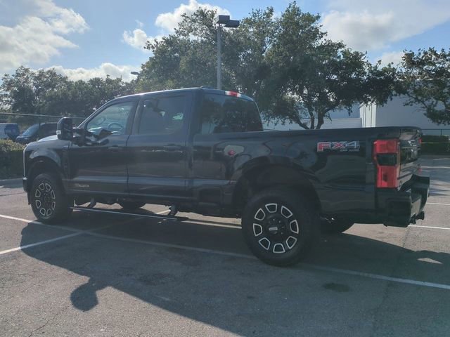 Used 2025 Ford F250 Platinum w/ FX4 Off-Road Package AWD/4WD image 6