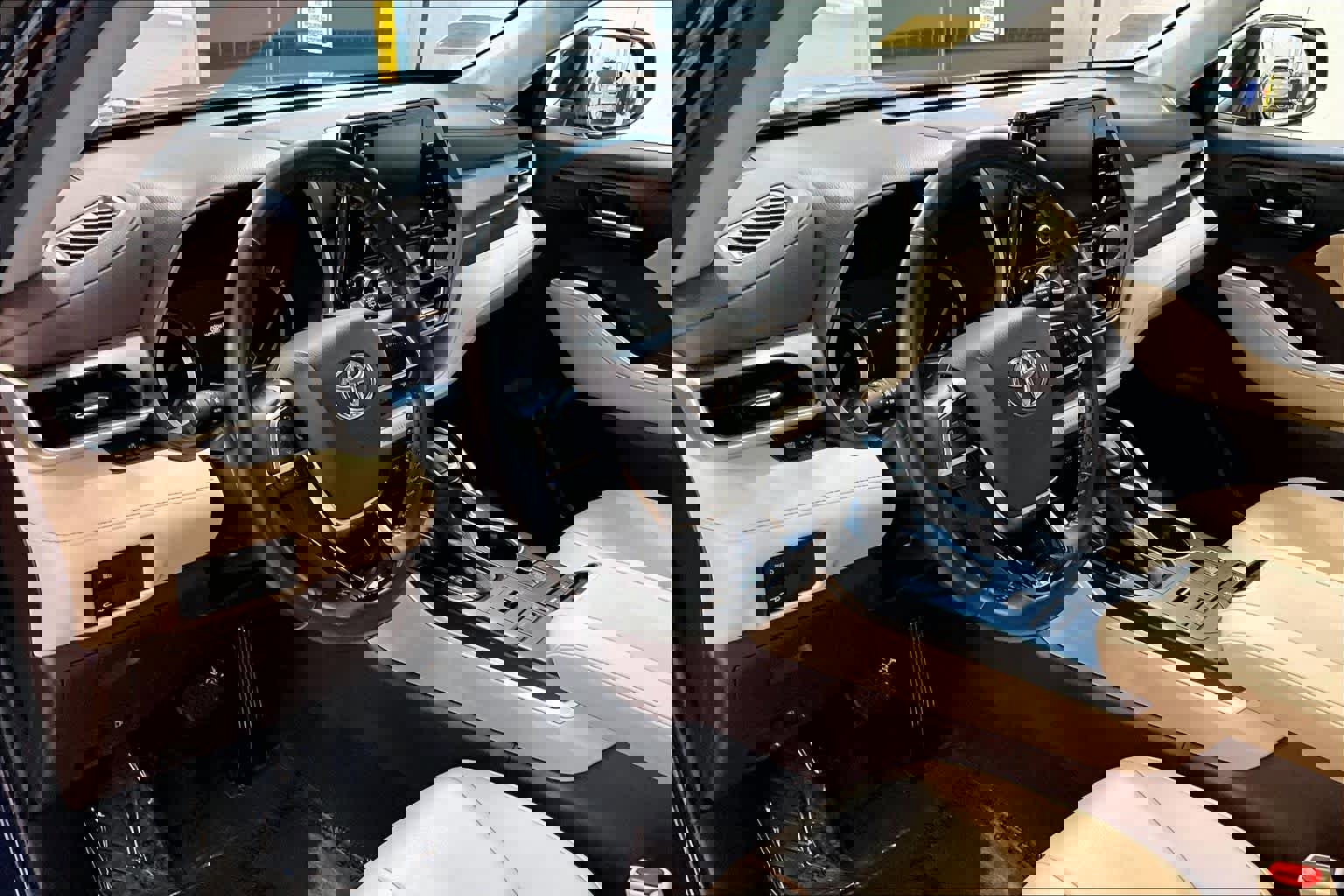 Used 2021 Toyota Highlander XLE image 17