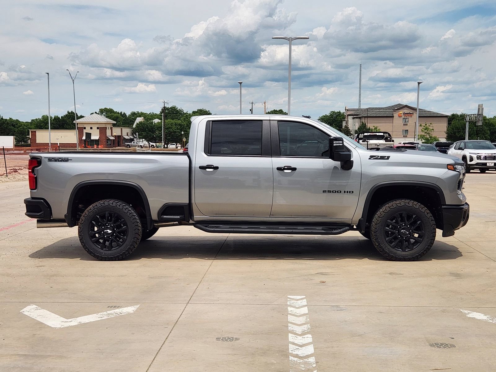 New 2026 Chevrolet Silverado 2500 LT w/ Trail Boss Package AWD/4WD image 7