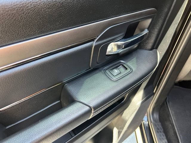 Used 2015 RAM 1500 Sport w/ Black Ram 1500 Sport Group AWD/4WD image 19