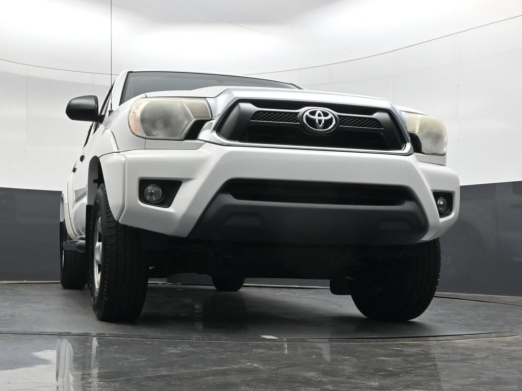 Used 2015 Toyota Tacoma PreRunner w/ SR5 Package RWD image 40