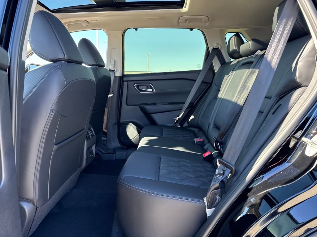 New 2026 Nissan Rogue Platinum w/ Platinum Premium Package image 14