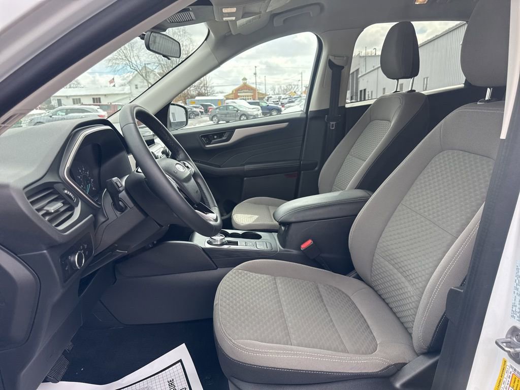 Used 2022 Ford Escape SE w/ Convenience Package image 6
