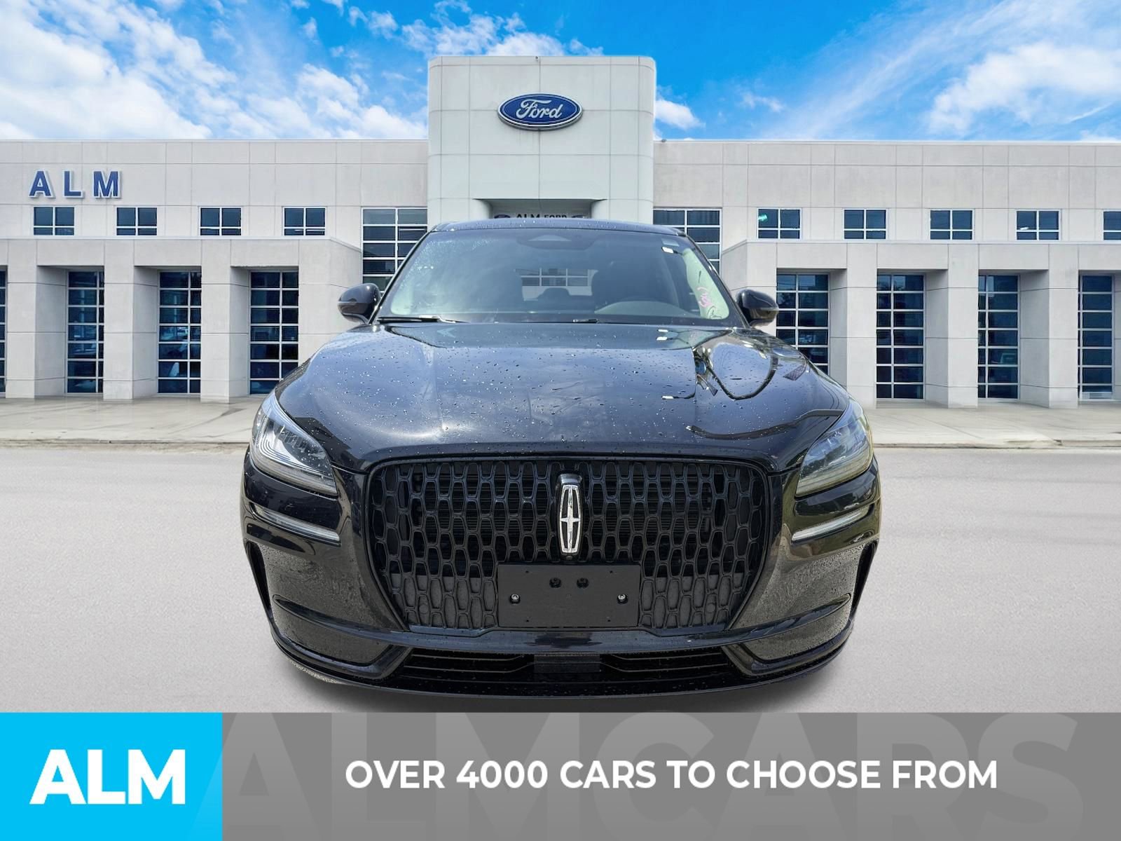 Used 2023 Lincoln Corsair AWD w/ Equipment Group 101A image 2
