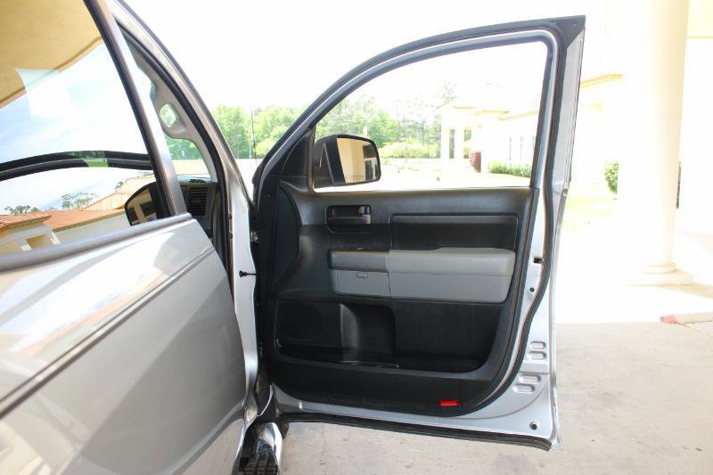 Used 2012 Toyota Tundra 4x4 CrewMax w/ TRD Off-Road Pkg image 28