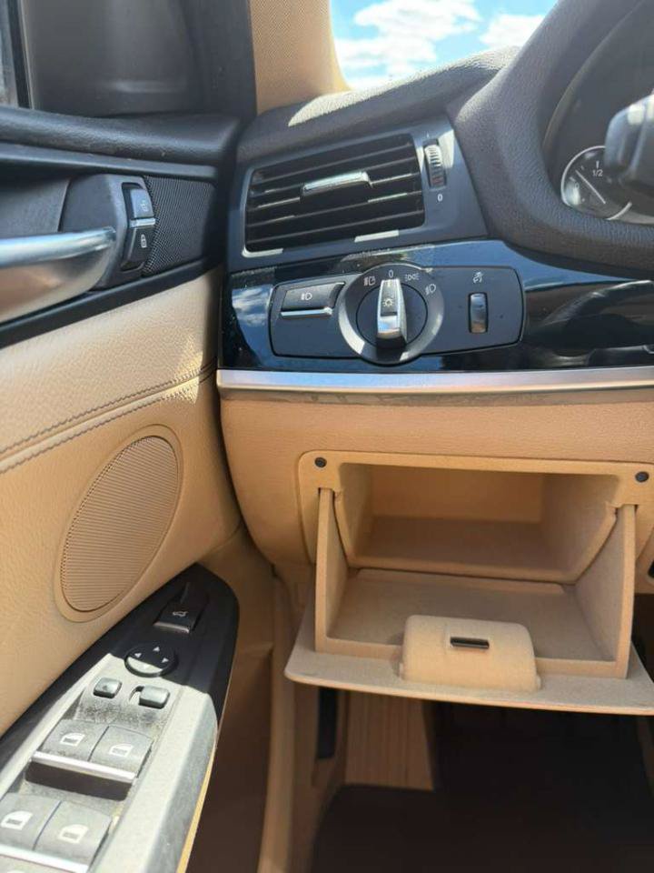Used 2015 BMW X4 xDrive28i AWD/4WD image 30