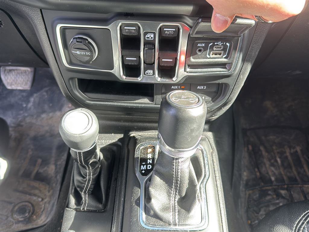 Used 2019 Jeep Wrangler Moab w/ Quick Order Package 24M Moab image 24