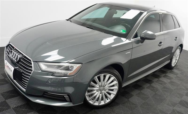 Used 2017 Audi A3 e-tron Premium Plus w/ Technology Package image 2