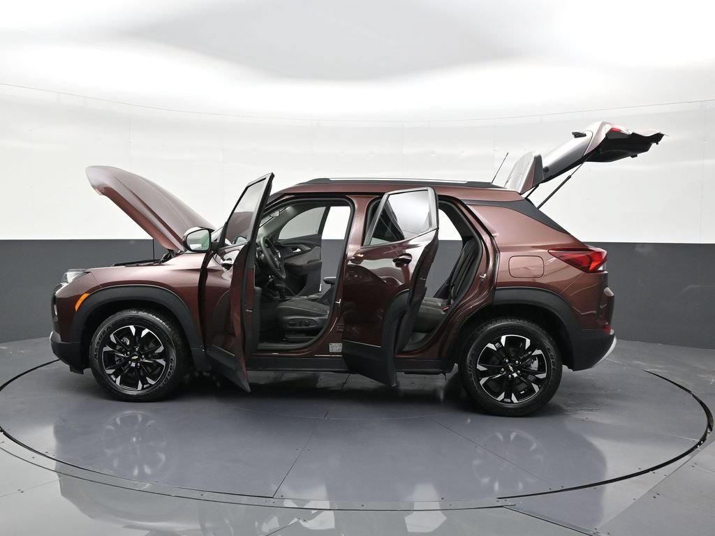 Used 2022 Chevrolet TrailBlazer LT FWD image 31