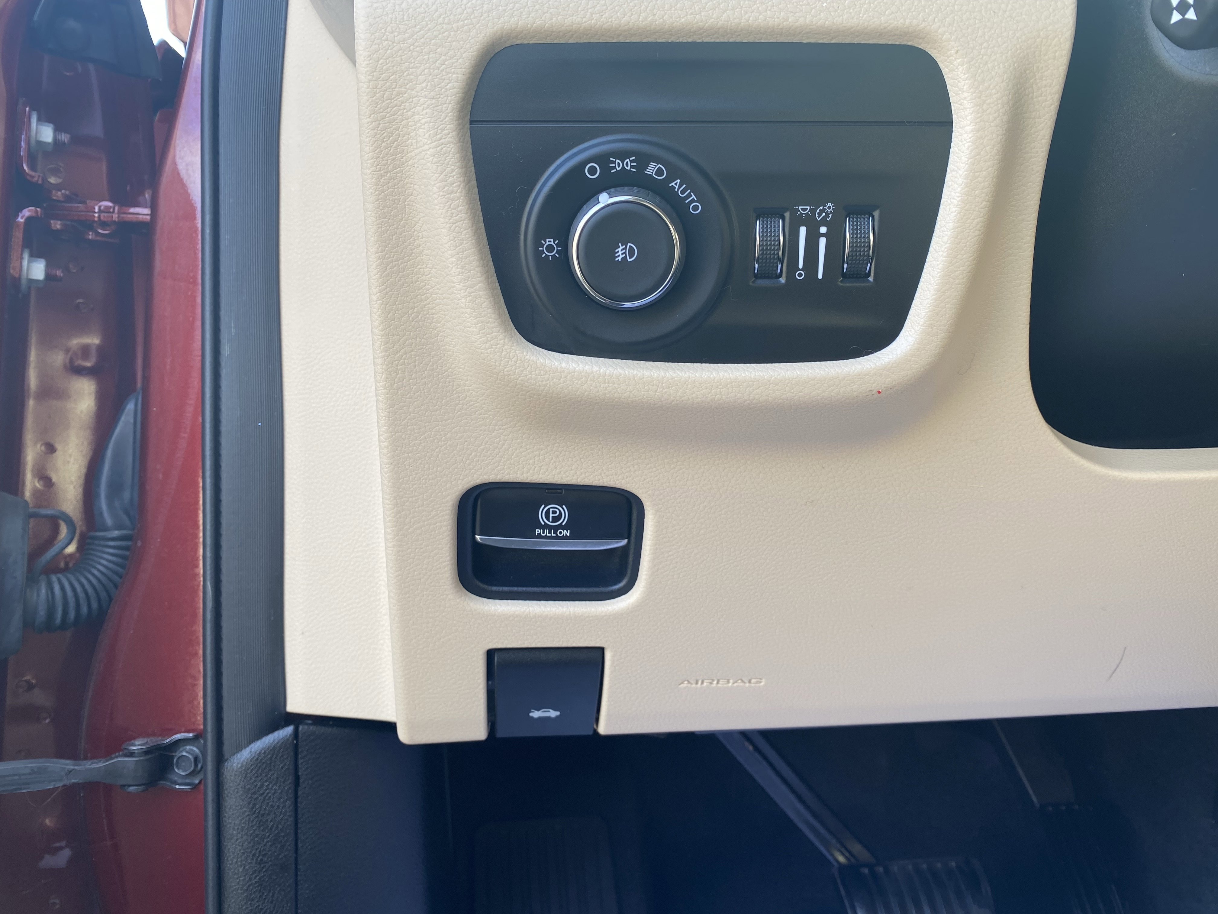 Used 2021 Jeep Grand Cherokee L Limited w/ Luxury Tech Group II image 7