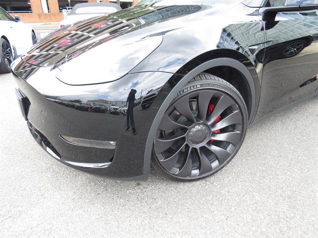 Used 2024 Tesla Model Y Performance AWD/4WD image 21