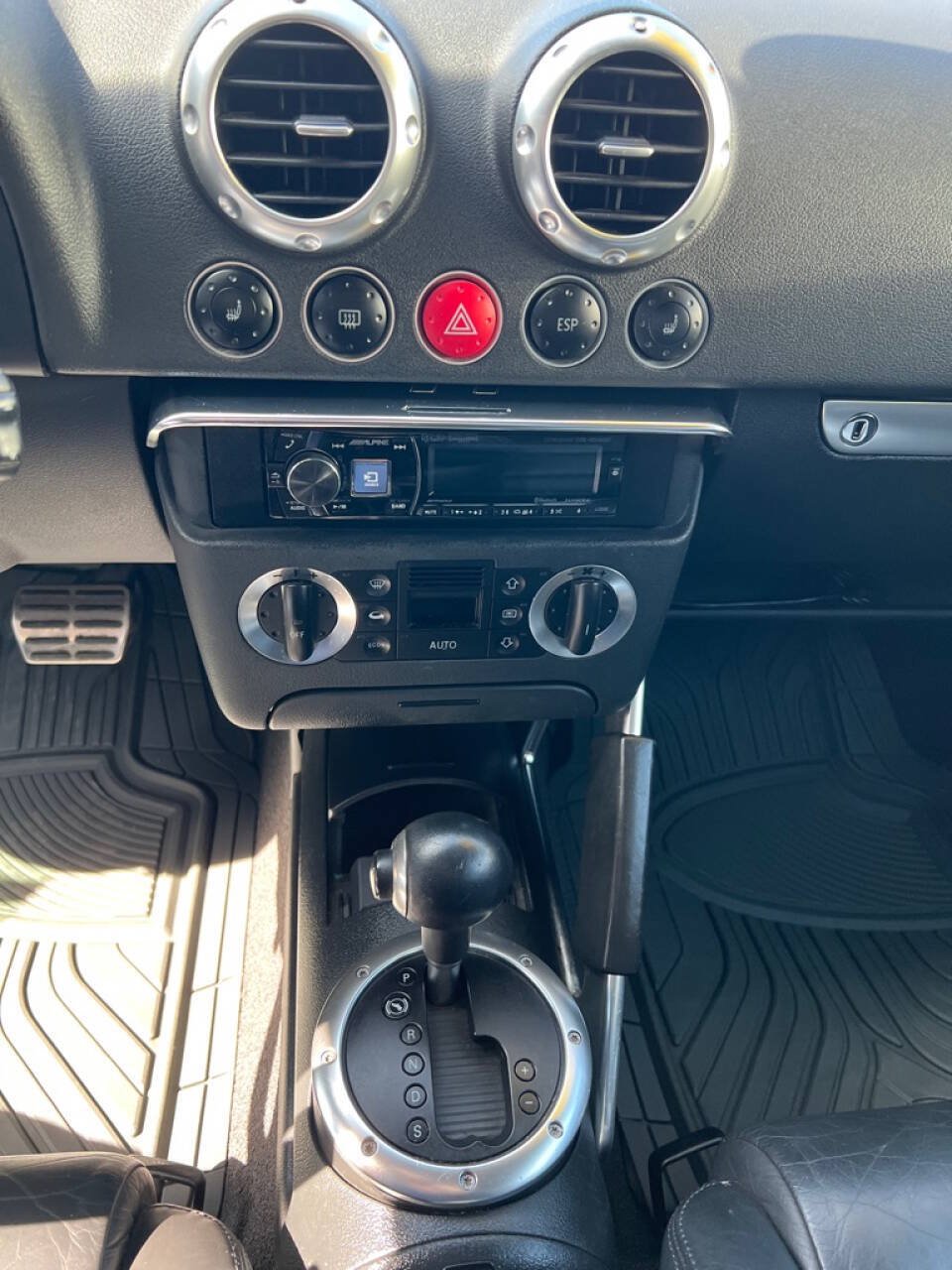 Used 2003 Audi TT 1.8T FWD image 26