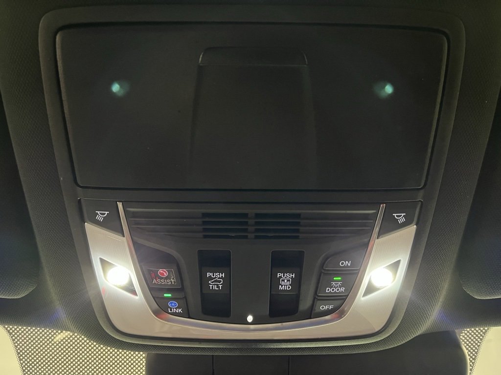 Used 2022 Acura RDX A-Spec Advance Package image 9