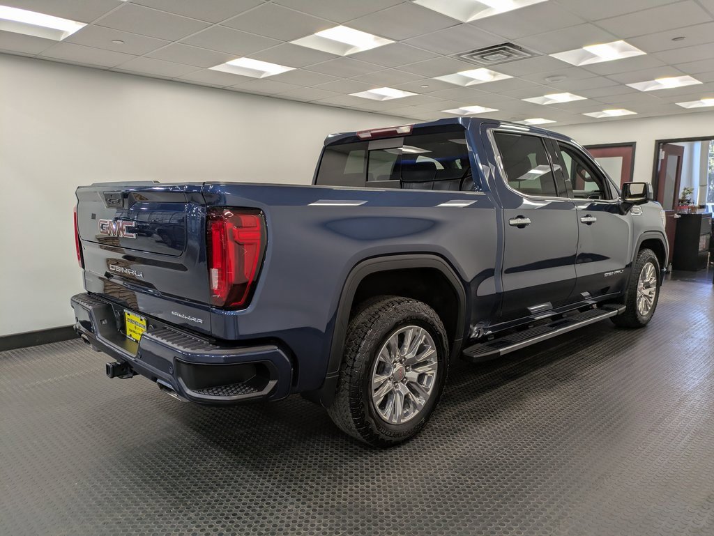 Used 2022 GMC Sierra 1500 Denali w/ Driver Alert Package II image 4
