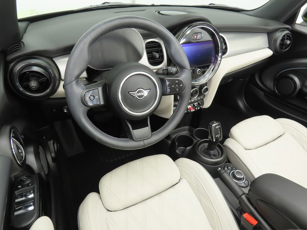 Certified 2024 MINI Cooper Convertible w/ Signature Upholstery Package image 9