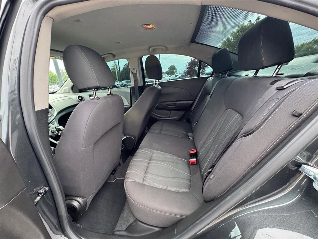 Used 2019 Chevrolet Sonic LT w/ Convenience Package FWD image 11