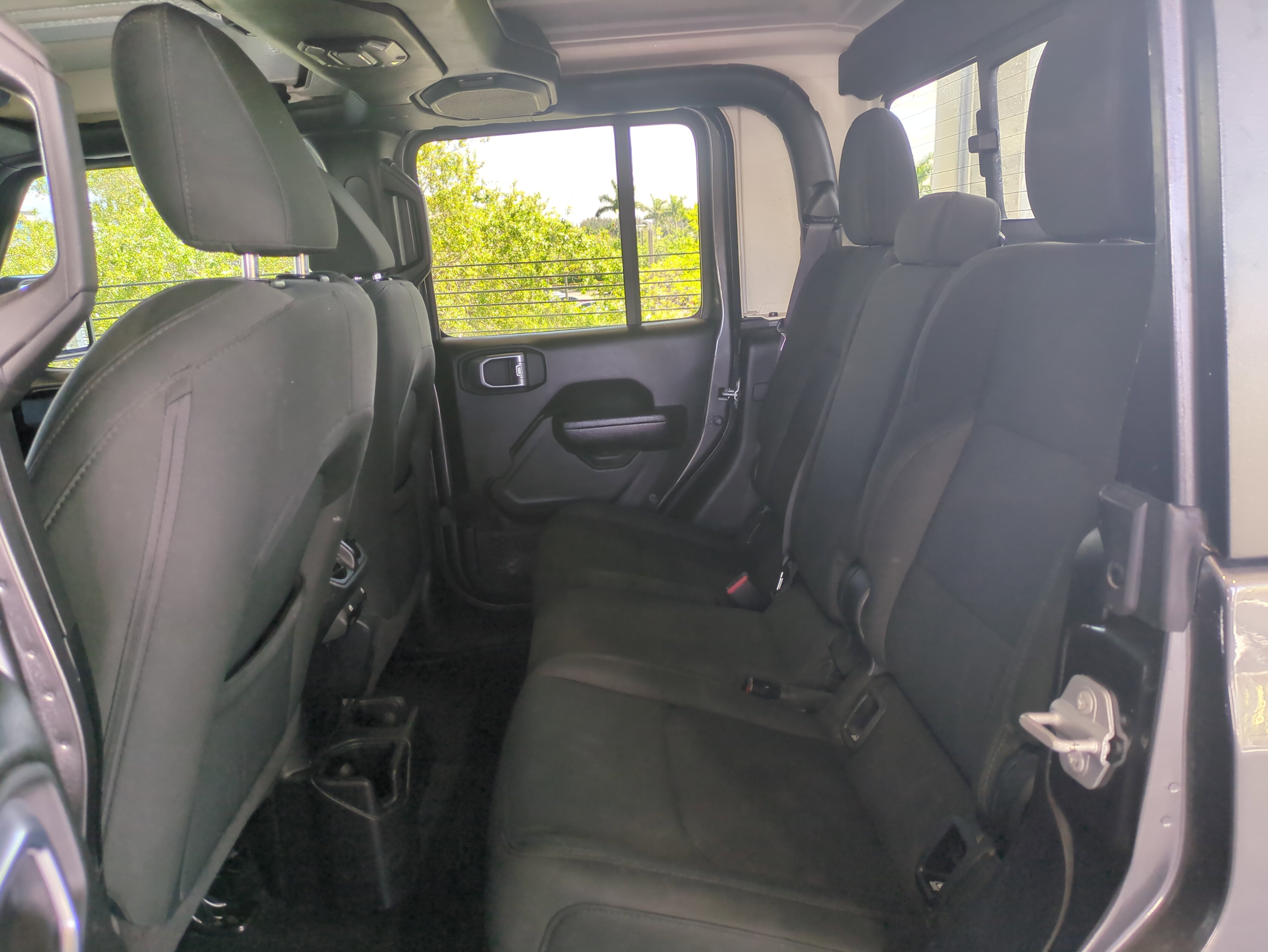 Used 2022 Jeep Gladiator Sport AWD/4WD image 14