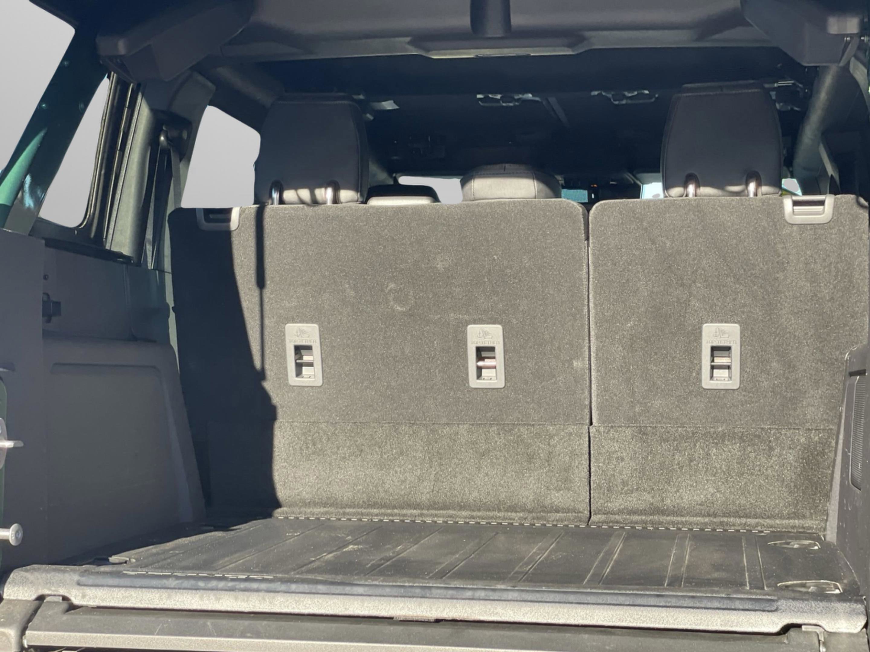 Used 2024 Ford Bronco Everglades image 35