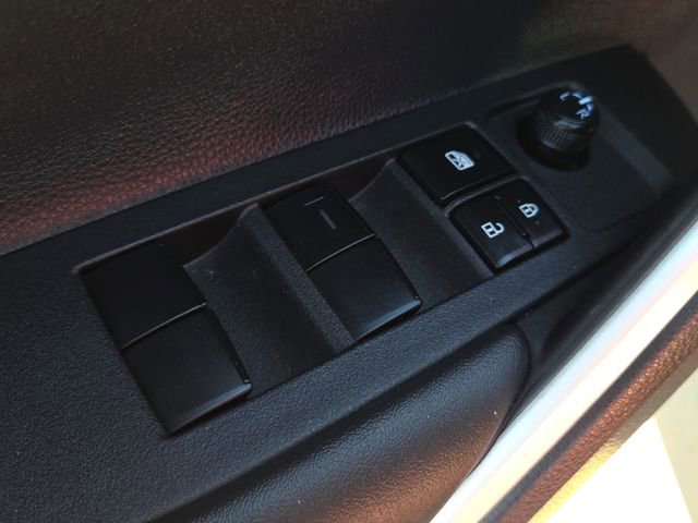 Used 2024 Toyota Corolla Cross XSE w/ Convenience Package image 20