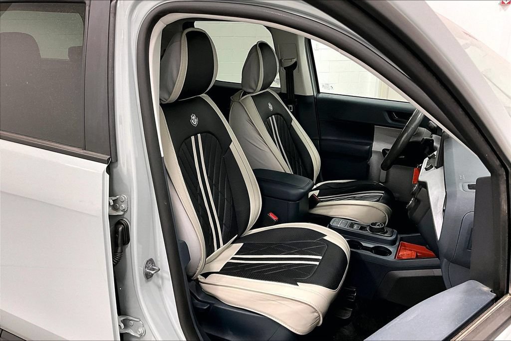 Used 2023 Ford Maverick XLT FWD image 9