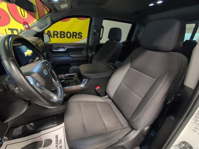 Used 2023 Chevrolet Silverado 1500 RST w/ Convenience Package II AWD/4WD image 11