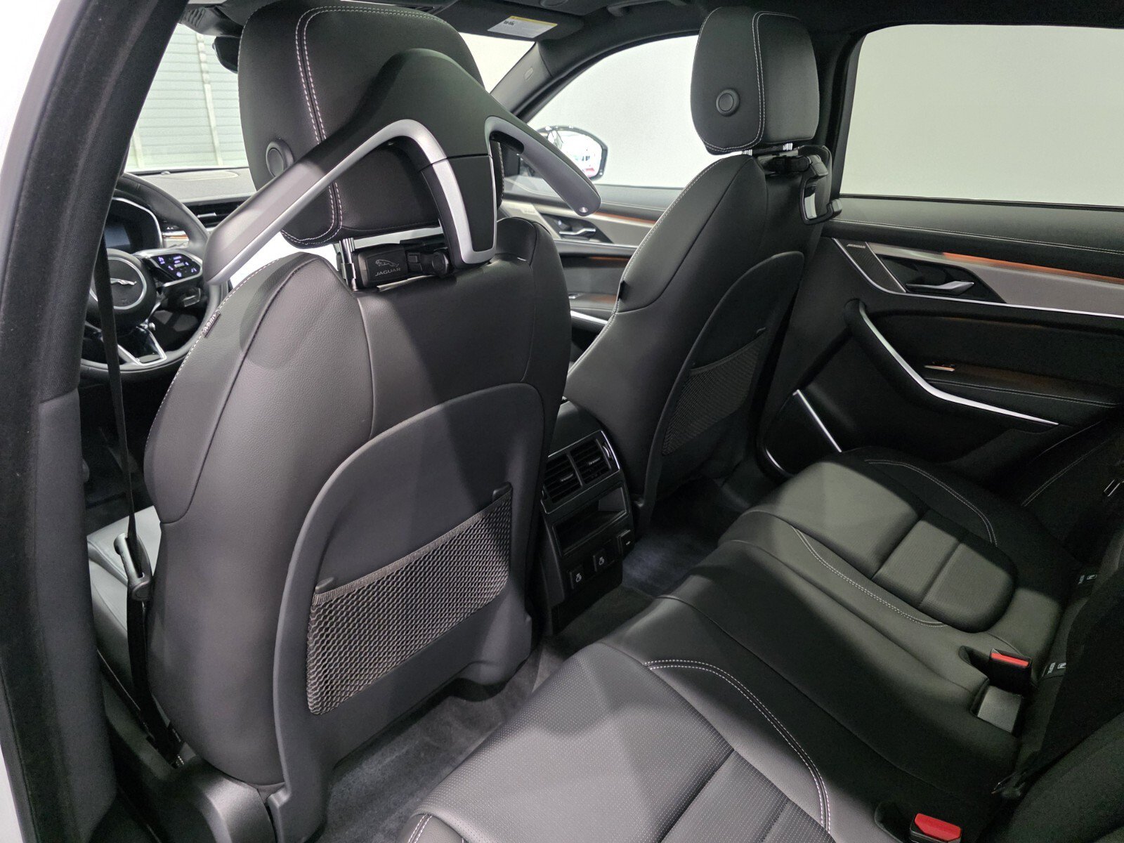 New 2026 Jaguar F-PACE R-Dynamic S AWD/4WD image 12