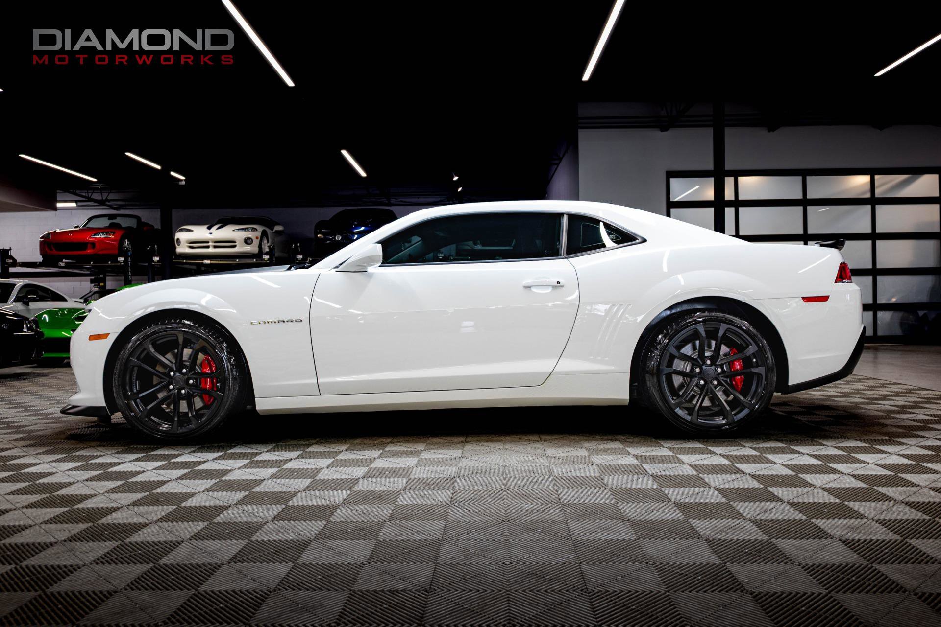 Used 2014 Chevrolet Camaro SS w/ SS Performance Package RWD image 10
