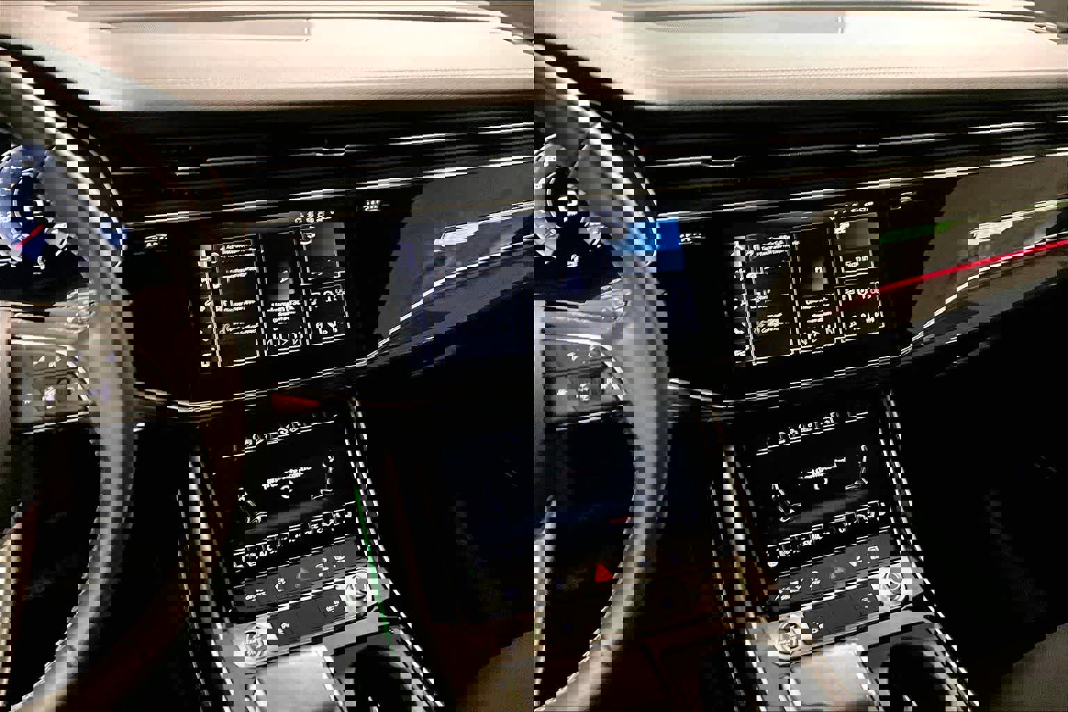 Used 2024 Audi Q8 Premium Plus w/ Premium Plus Package image 6