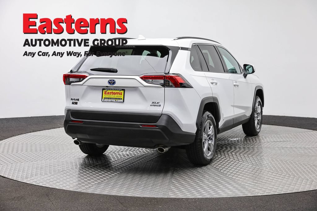 Used 2024 Toyota RAV4 XLE w/ Convenience Package AWD/4WD image 5