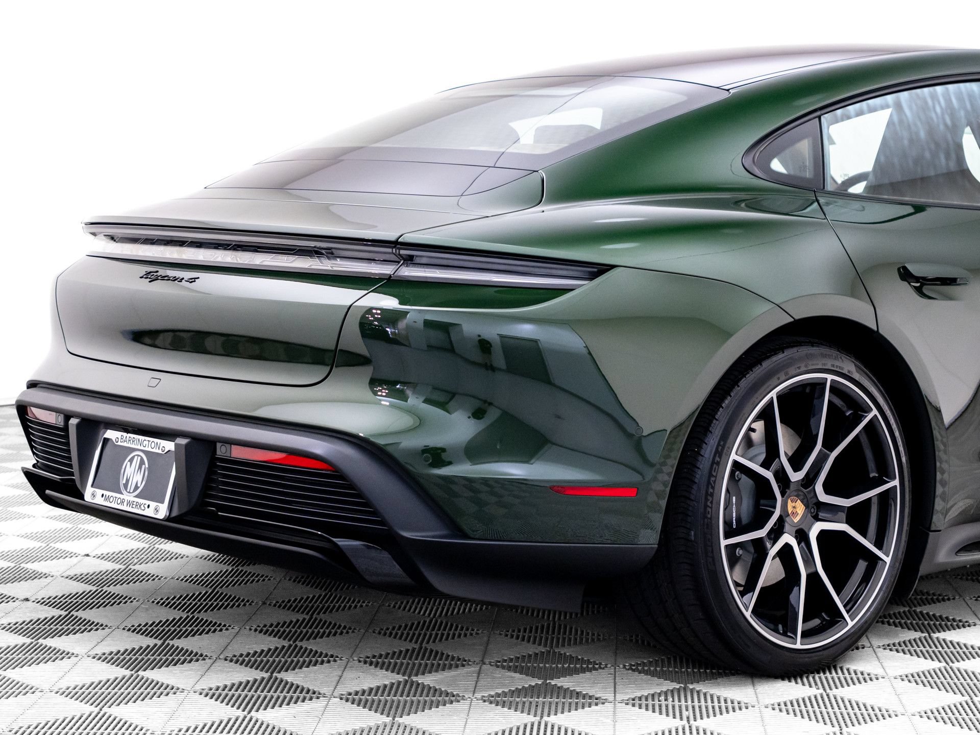 New 2026 Porsche Taycan AWD/4WD image 38