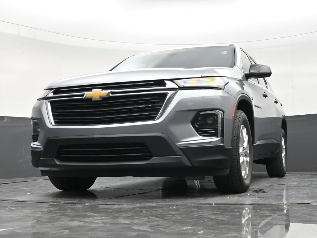 Used 2023 Chevrolet Traverse LS FWD image 27