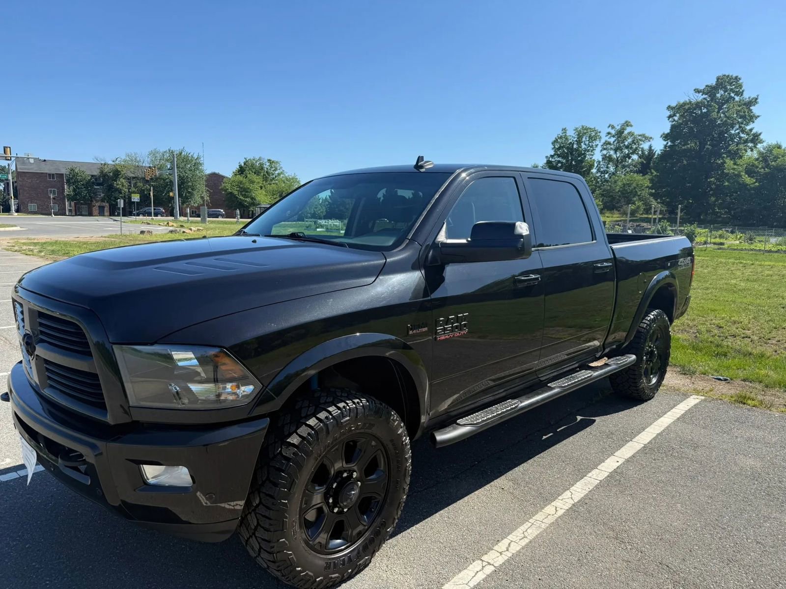 Used 2017 RAM 2500 Big Horn w/ Sport Appearance Group AWD/4WD image 2