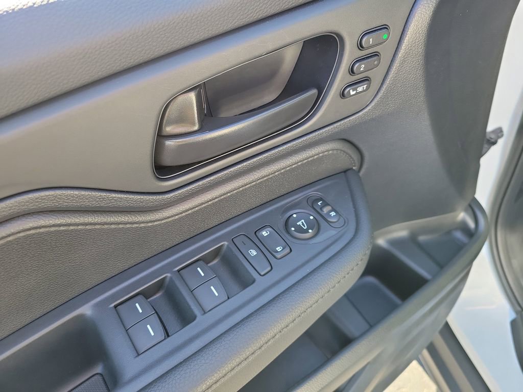 Certified 2026 Honda Odyssey EX-L image 23