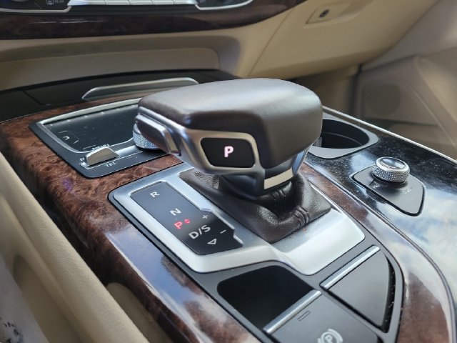 Used 2019 Audi Q7 3.0T Prestige w/ Prestige Package AWD/4WD image 22