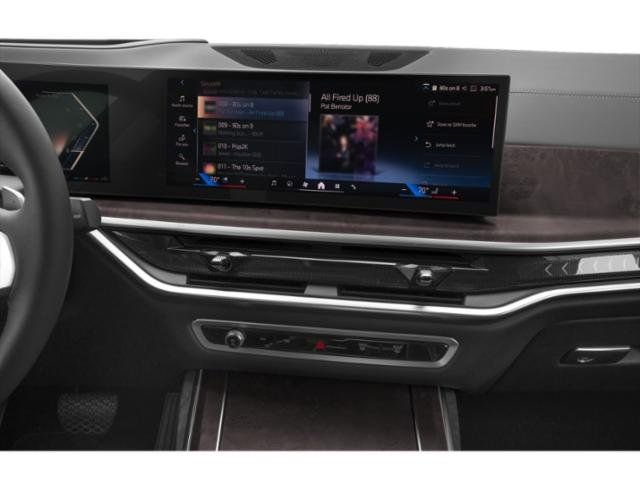 Used 2026 BMW X7 xDrive40i AWD/4WD image 9