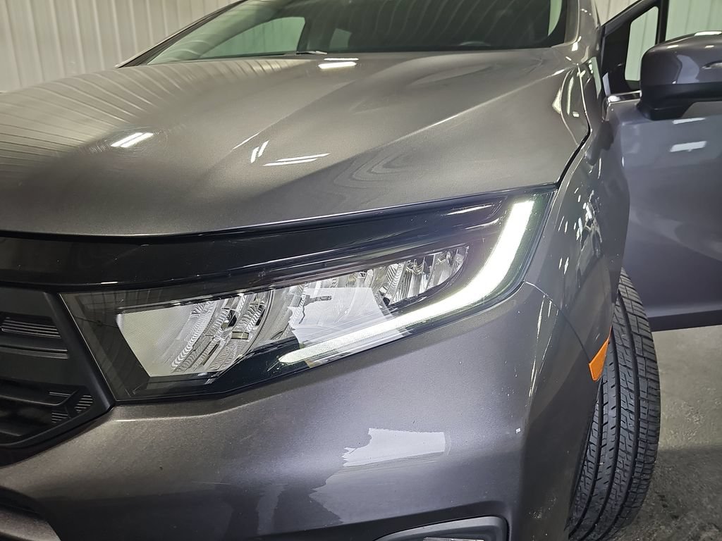 Used 2025 Honda Odyssey EX-L image 32