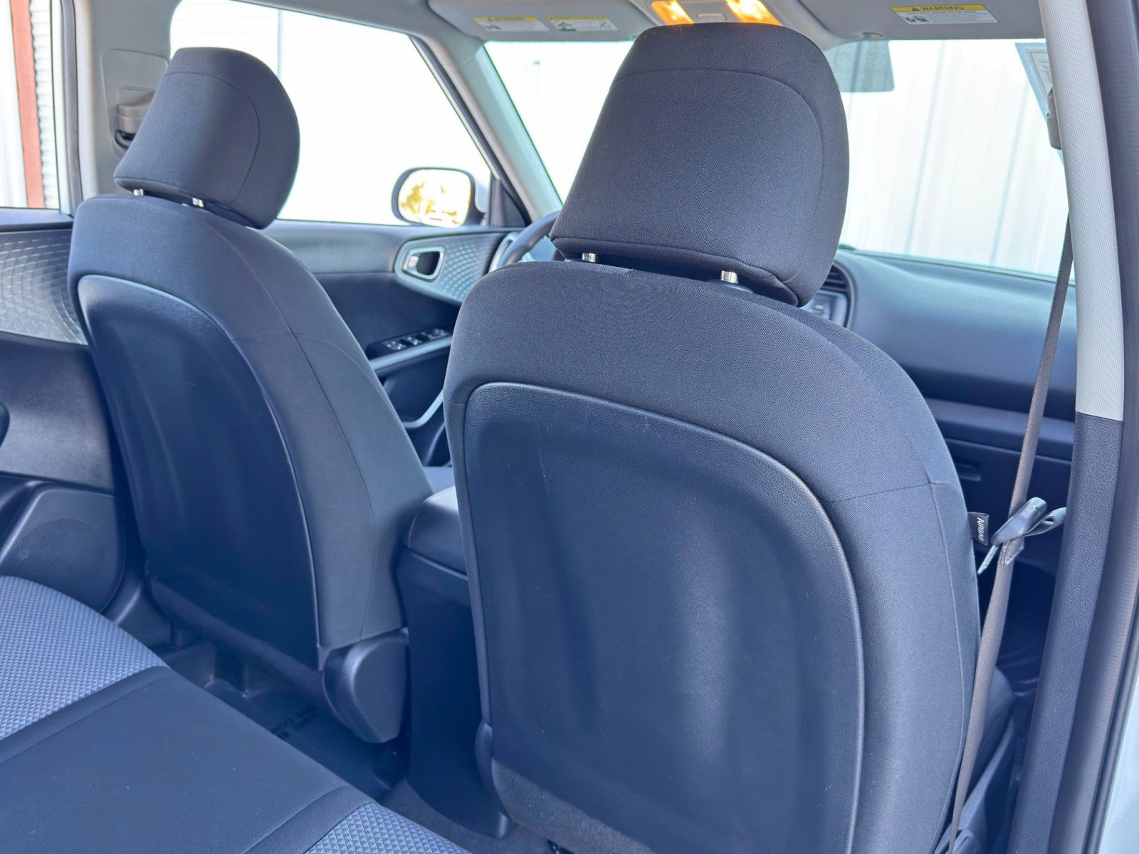 Used 2021 Kia Soul LX image 29