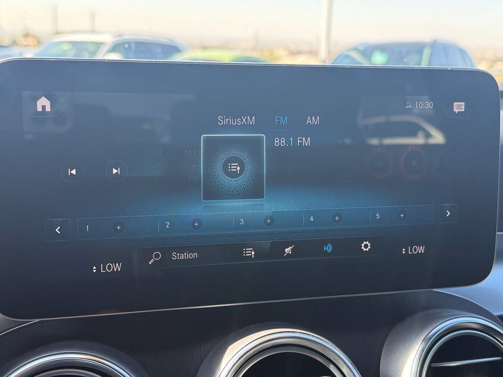 Used 2022 Mercedes-Benz GLC 300 4MATIC image 23