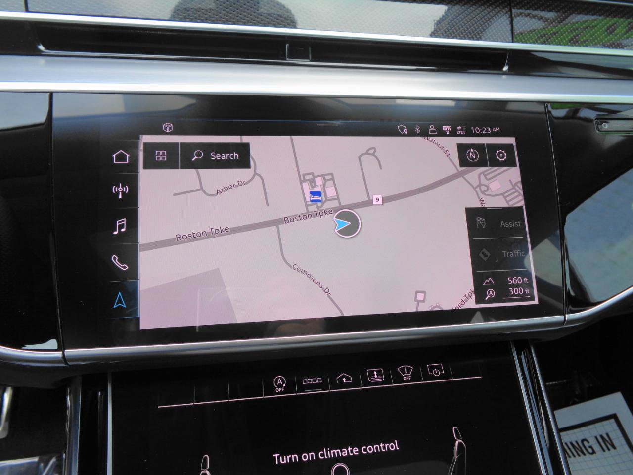 Used 2022 Audi S8 AWD/4WD image 12