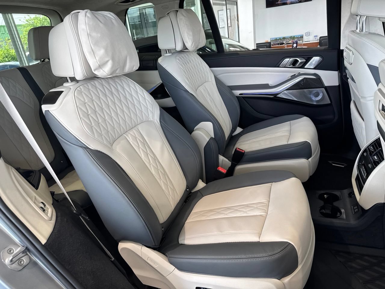 New 2027 BMW X7 M60i AWD/4WD image 52
